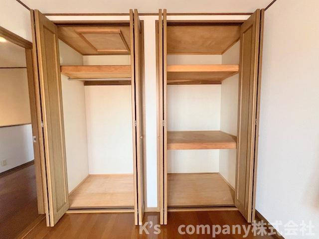 ■平塚市南金目　中古戸建の収納|洋室6帖の収納スペース◇
