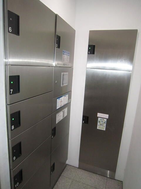 グレイスコート白金のロビー