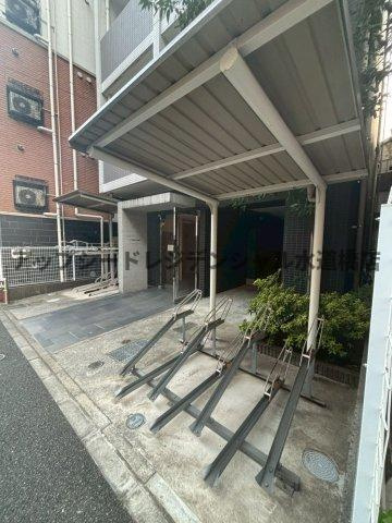 ＶＩＤＡ文京本郷のその他共用部分|屋根付き駐輪場
