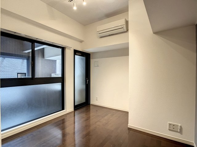 ＶＩＤＡ文京本郷の居間・リビング|大きな窓付きのお部屋