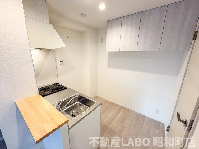 ＴＨＥ　ＣＯＬＯＲ　ＲＥＳＩＤＥＮＣＥのキッチン