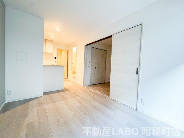 ＴＨＥ　ＣＯＬＯＲ　ＲＥＳＩＤＥＮＣＥの内装