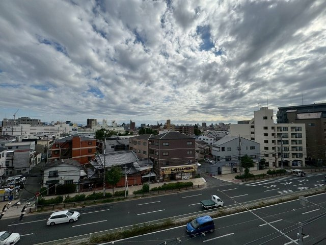 シャルル上新庄の展望