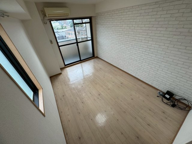 シャルル上新庄の内装