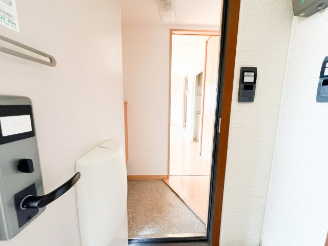 ＢＬＵＥ南金田の玄関