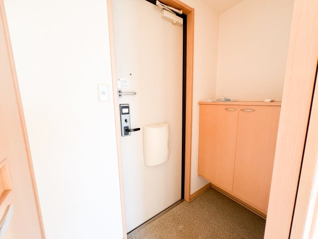 ＢＬＵＥ南金田の玄関