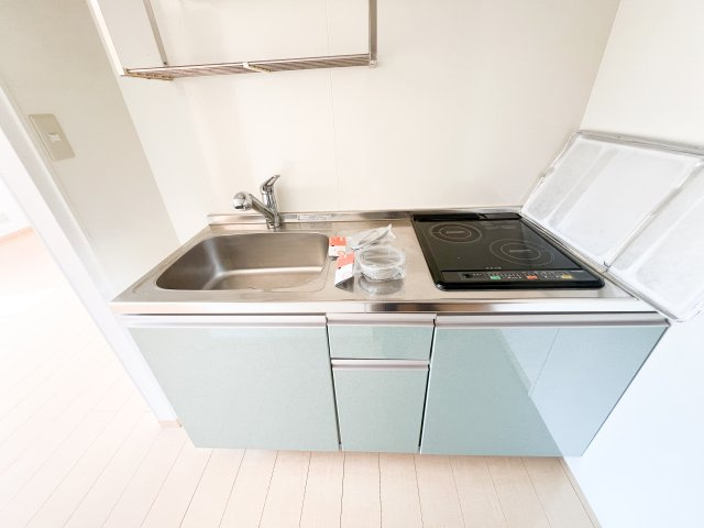 ＢＬＵＥ南金田のキッチン