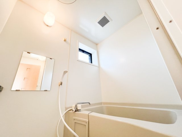 ＢＬＵＥ南金田の浴室