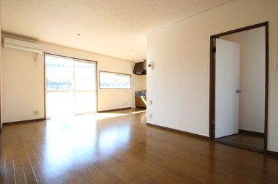 【居間・リビング】 | エクセルクローバー A棟 | A203 リビング