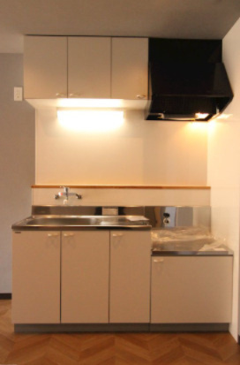 タウニィ・岩沢のキッチン|ガスコンロ設置タイプ　便利な換気窓あります