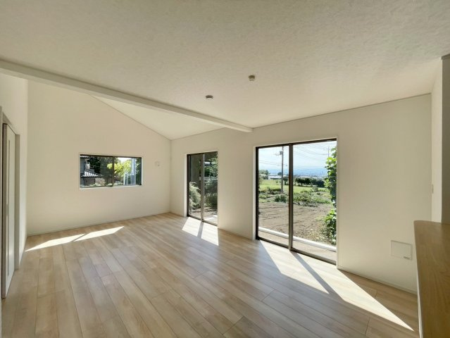 【居間・リビング】 | 前橋市富士見町時沢第10　2号棟　平屋