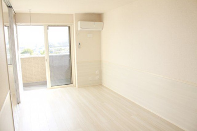 【居間・リビング】 | オリヴィエ | 別のお部屋の写真です。