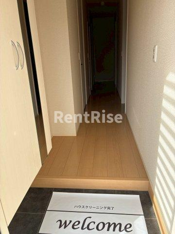 ヒルズⅡの居間・リビング|101 LDK