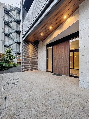 【エントランス】 | フレンシア四谷左門町 | 月額管理料無料！賃貸管理はアブレイズパートナーズにお任せを！