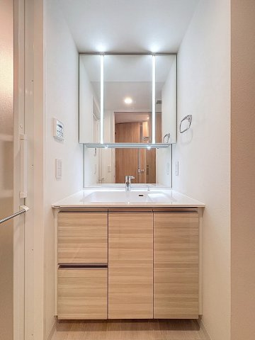 【独立洗面台】 | フレンシア四谷左門町 | 月額管理料無料！賃貸管理はアブレイズパートナーズにお任せを！