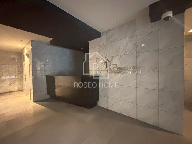 プレサンス江戸堀のロビー