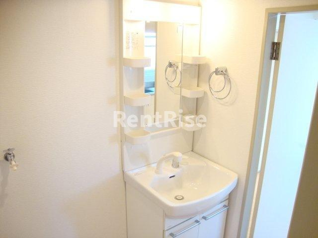 コーポラス美和の洗面所|洗髪洗面化粧台