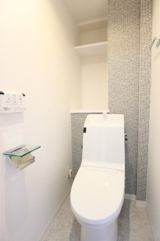 アルカディア八木のトイレ|温水洗浄機能付き便座