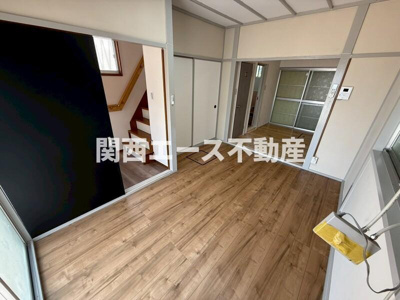 【居間・リビング】 | 郡川５丁目貸家