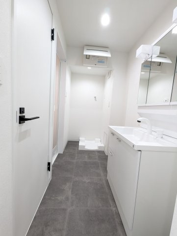 【脱衣所】 | コープ野村香椎駅東 B棟 | 水回りが一か所に集まっているのでお掃除を効率的に済ませられます