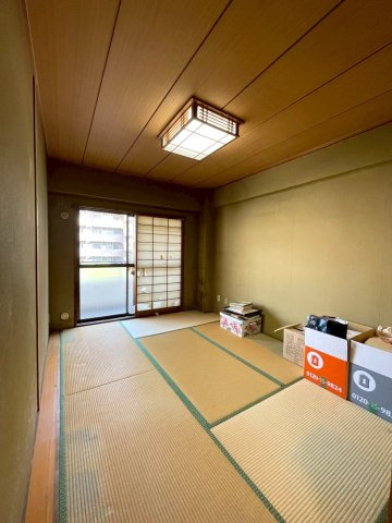 ニューライフ狛江の和室|リビング隣の和室です♪