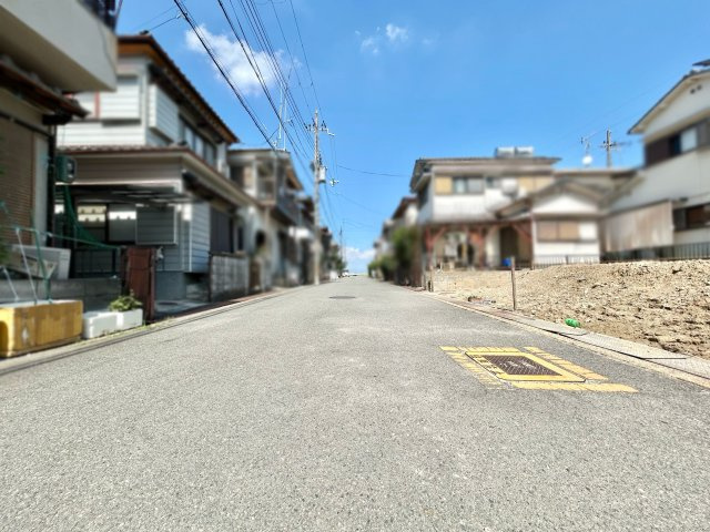 【前面道路含む現地写真】の画像