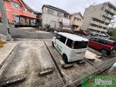 オリーヴの駐車場