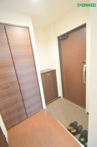 Mayfair田町Premiumの玄関