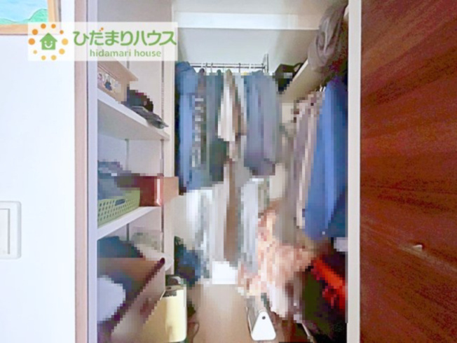 【その他】 | デュオセーヌつくばみらい | 季節物の衣類もスッキリ収納できる、ウォークインクローゼット完備です！！
