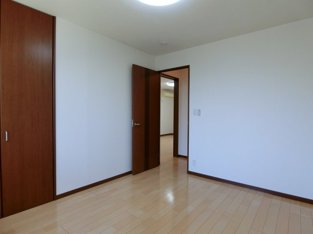 THサルーテ　Aの洋室|イメージ写真202号室