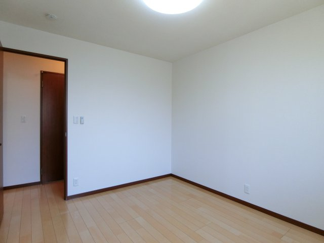 THサルーテ　Aの洋室|イメージ写真202号室