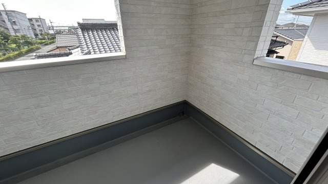 サウスサウンドのバルコニー|陽当たり良好なバルコニーです♪