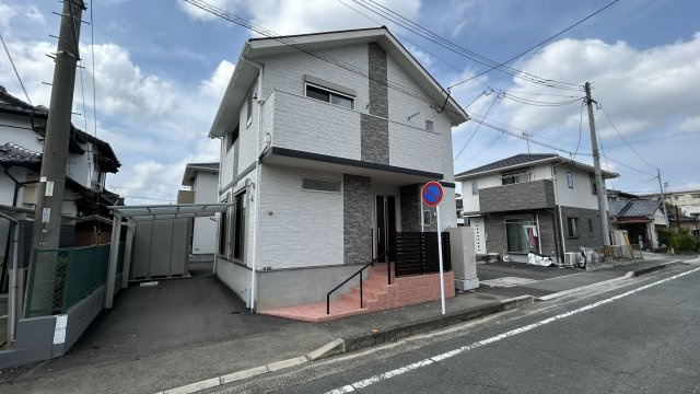 サウスサウンドの駐車場|駐車スペースもあります☆