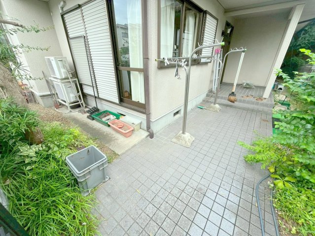 大和郡山市新町戸建てのエントランス