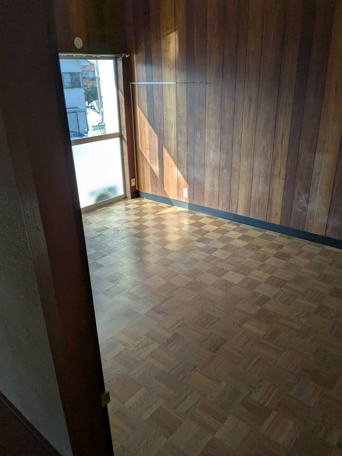 愛媛県新居浜市　一棟アパートの洋室