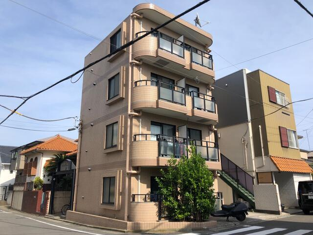 平塚市龍城ケ丘のマンションの画像