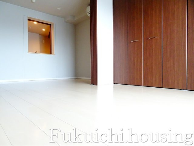 ＡＺＡＬＥＴＹ上北沢「アザレティー」の居間・リビング