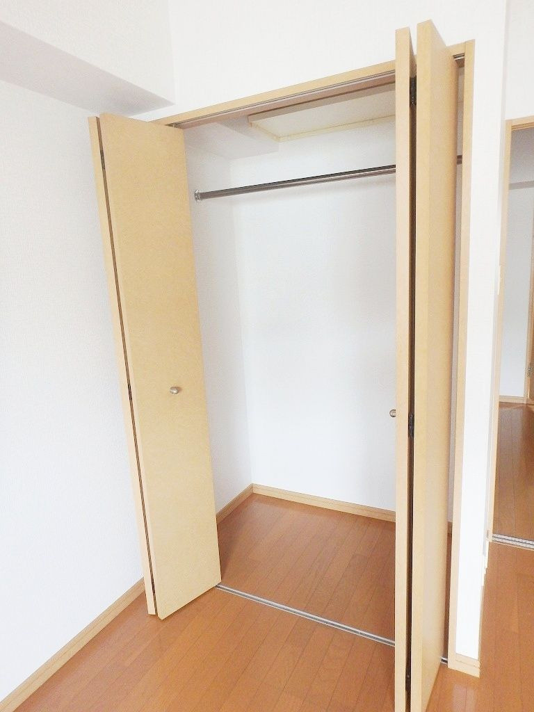 シェスワ天神北の収納