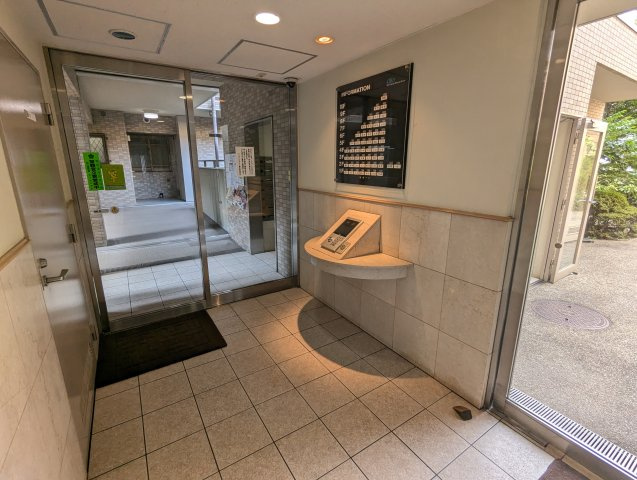 クリオレジダンス東京のエントランス