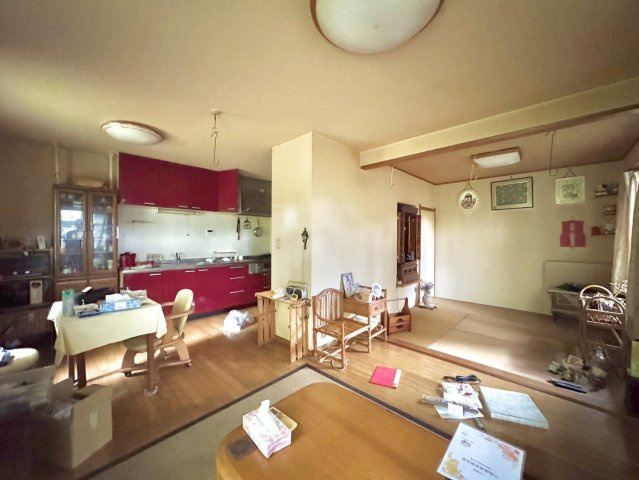 江戸崎甲中古戸建の居間・リビング