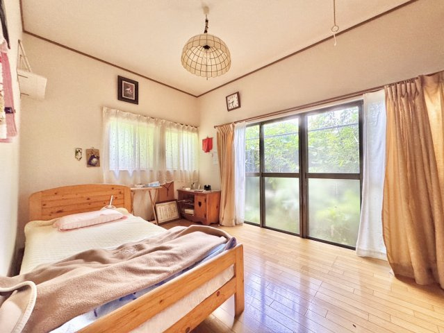 江戸崎甲中古戸建の洋室