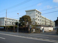 横須賀大津高等学校まで315m