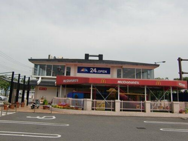 マクドナルド三春町店まで311m