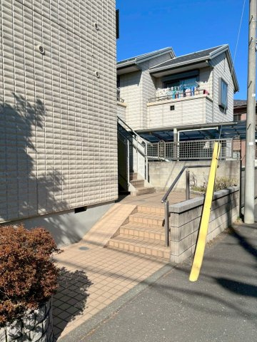 メゾン静のエントランス