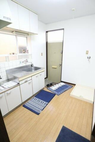 チェリーハウスのキッチン|家具等は設置イメージです。