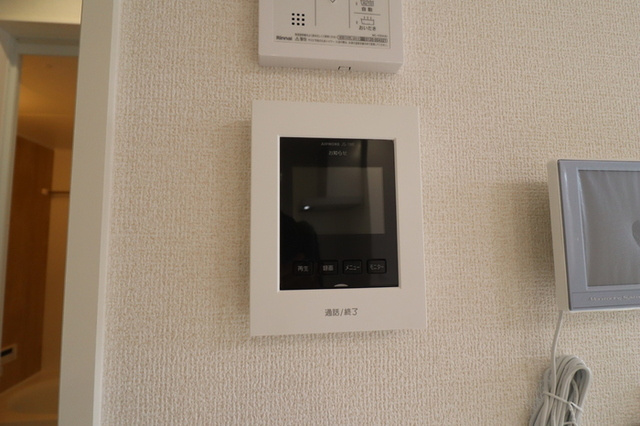 ブレイブコートのその他|モニタ付インターホン