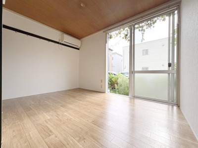 【居間・リビング】コーポ山崎