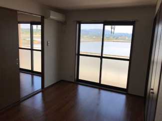 【内装】 | コンフォール | 室内