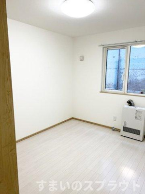 【洋室】 | 南区川沿1-6タウンハウス | 1階洋室