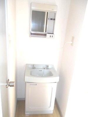 サンエミネントの洗面所